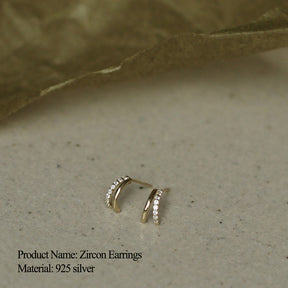 Minimalist Gold Vermeil Stud Earring